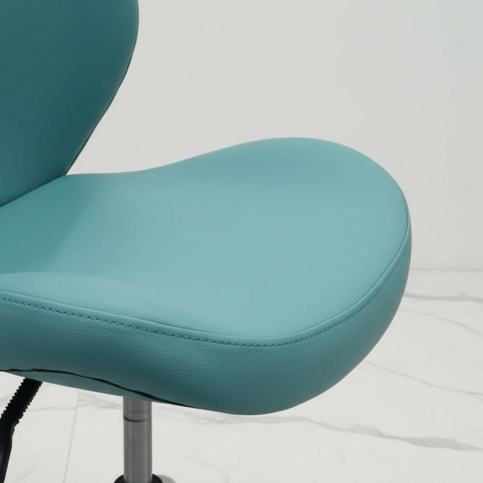 เก้าอี้หมุนหุ้มเบาะ เก้าอี้สำน - Office Furniture And Desks บทวิจารณ์และราคา